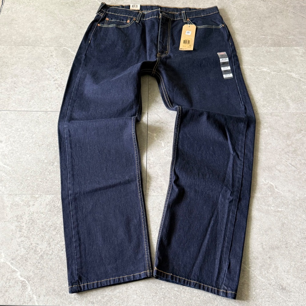 Levi's 505 Regular Fit Straight Leg Jeans 38 x 32 NWT - Picture 2 of 5